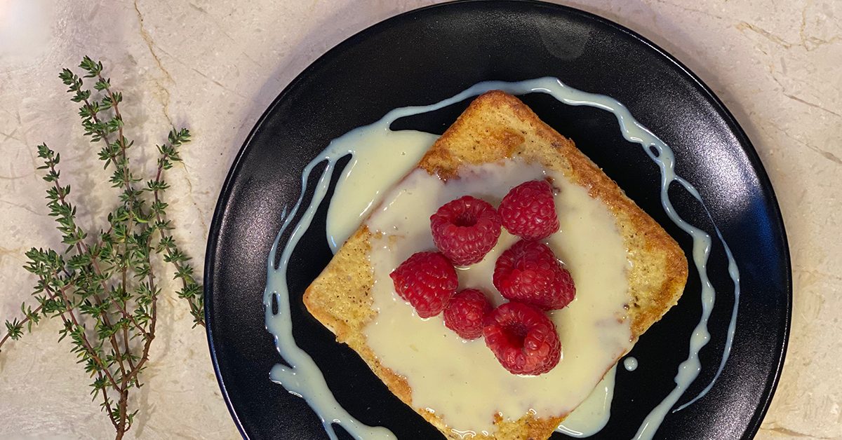 15 Minute Gourmet – White Chocolate and Berry French Toast